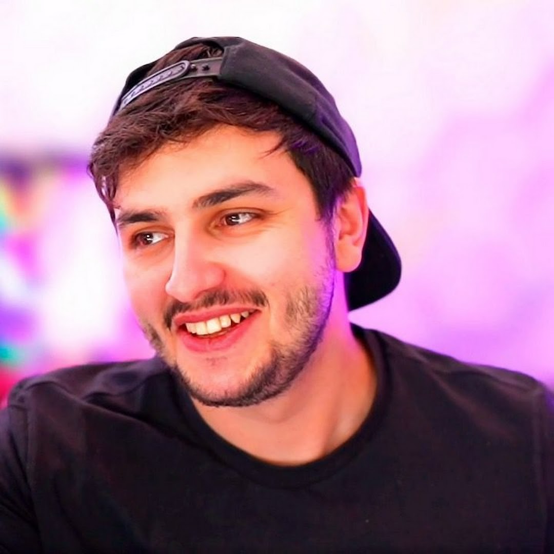 Vencedor de Criador do Ano: GabePeixe
